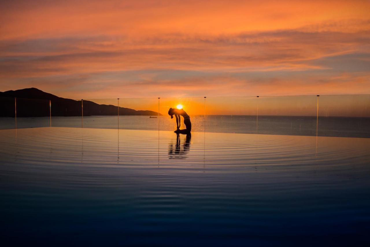 Canvas Danang Beach Hotel Exterior foto