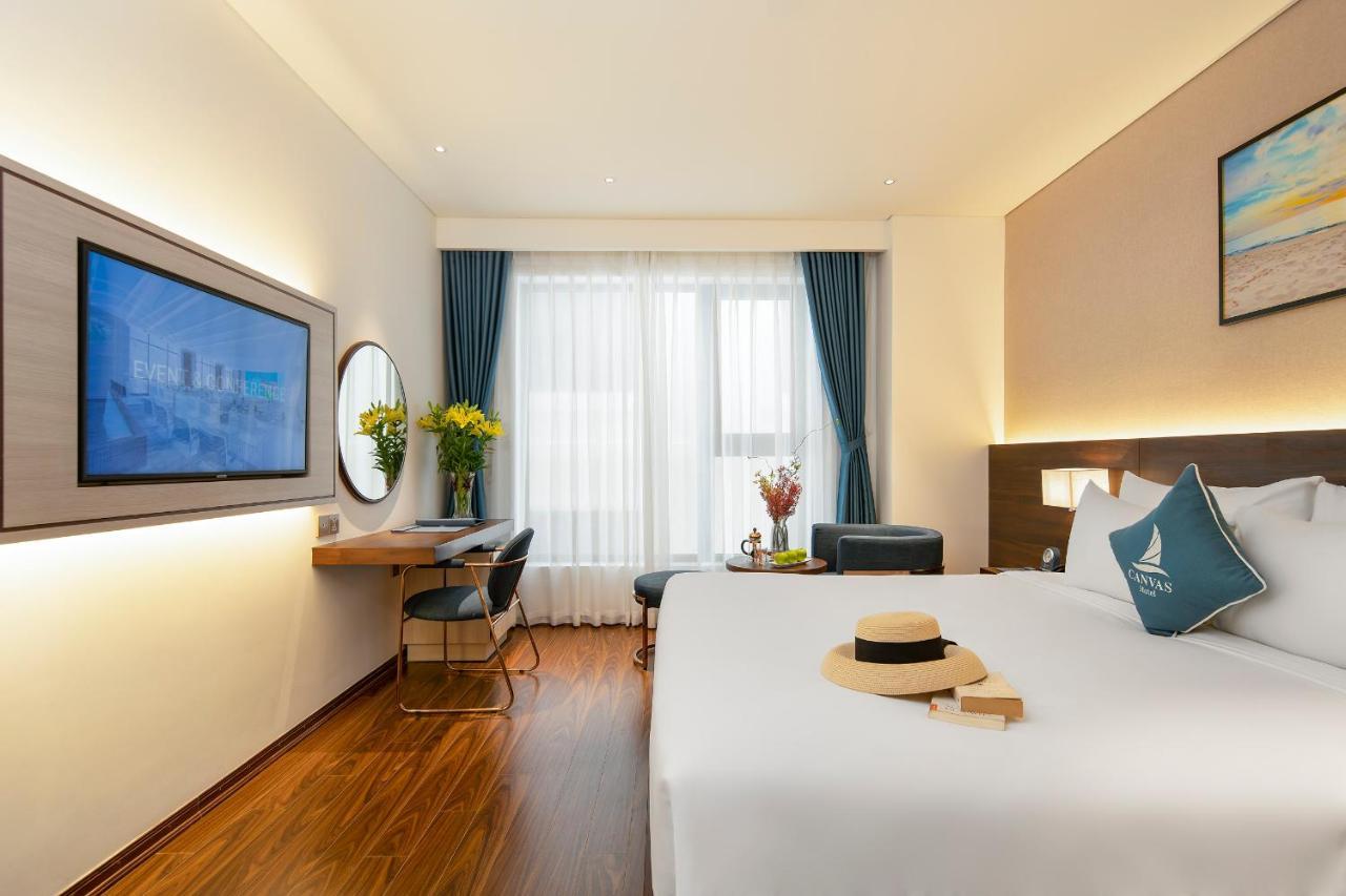 Canvas Danang Beach Hotel Exterior foto